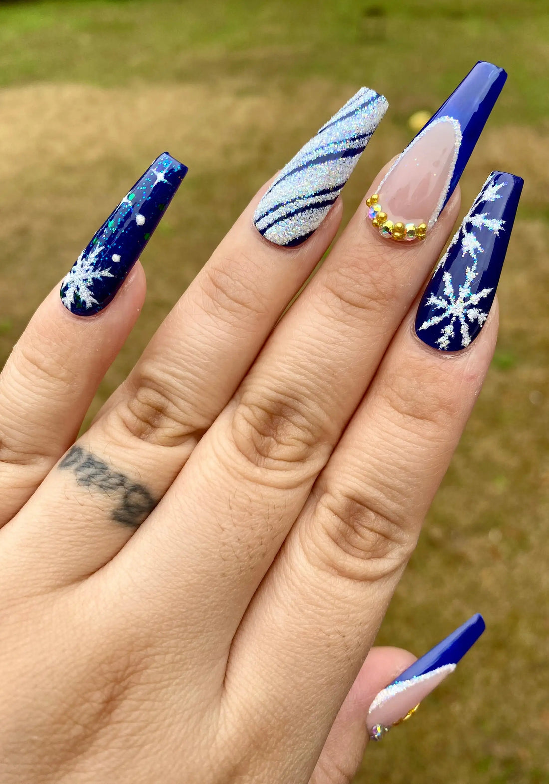 Deep Blue Glitter Diamond Snow Christmas Press on Nails - Handmade Fingernails U74