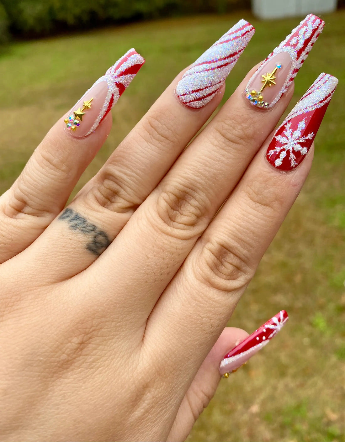 Glitter Diamond Snow in Red Christmas Press on Nails - Handmade Fingernails N81