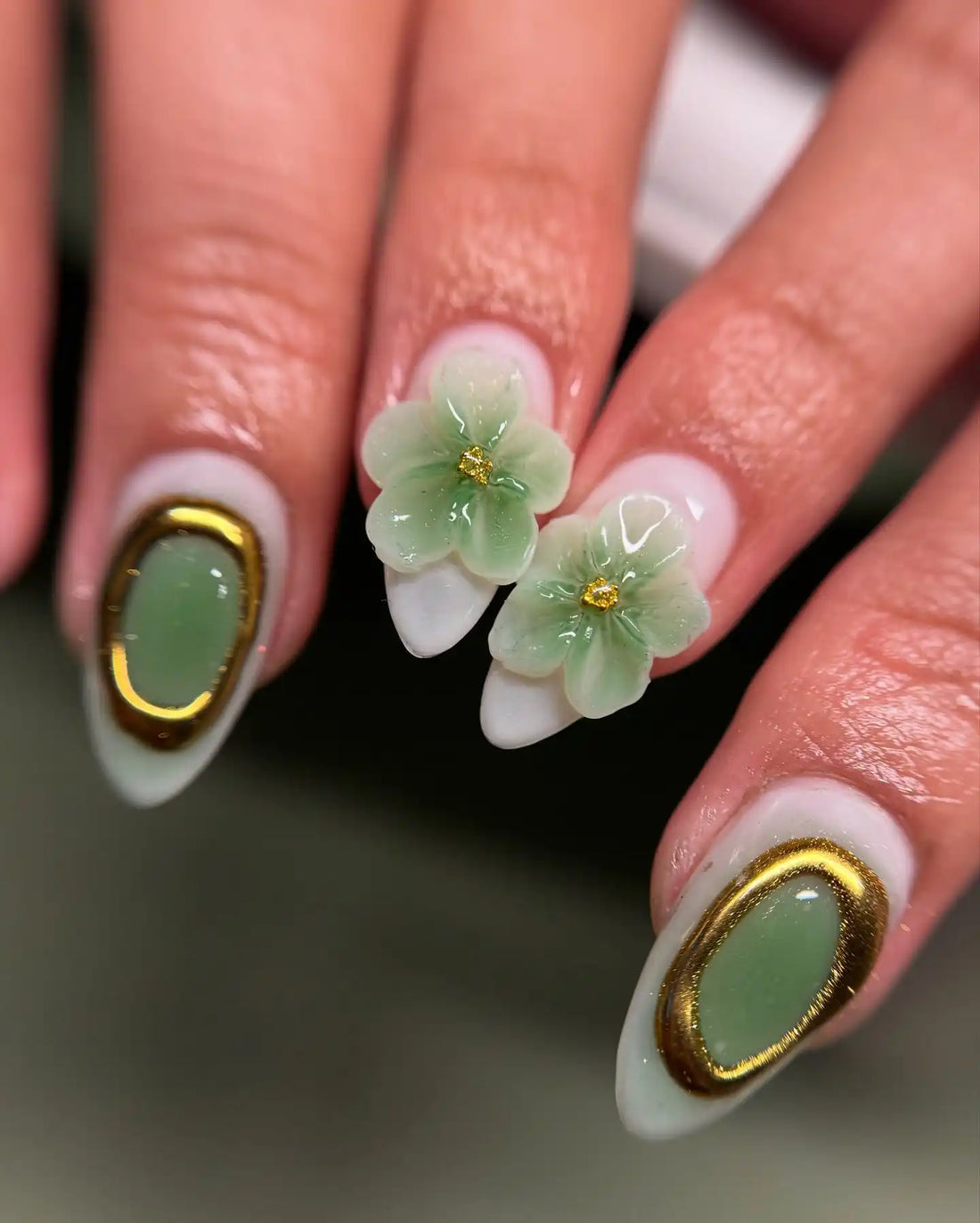 Handmade 3D Green Gold Floral Luxury Press on Nails P50