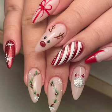 Handmade Christmas Press on Nails - Reindeer Wreaths Ornaments Snowflake Design