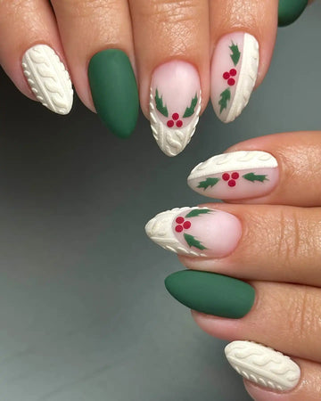 Handmade Sweater Holly Berries Green Christmas Press on Nails C41