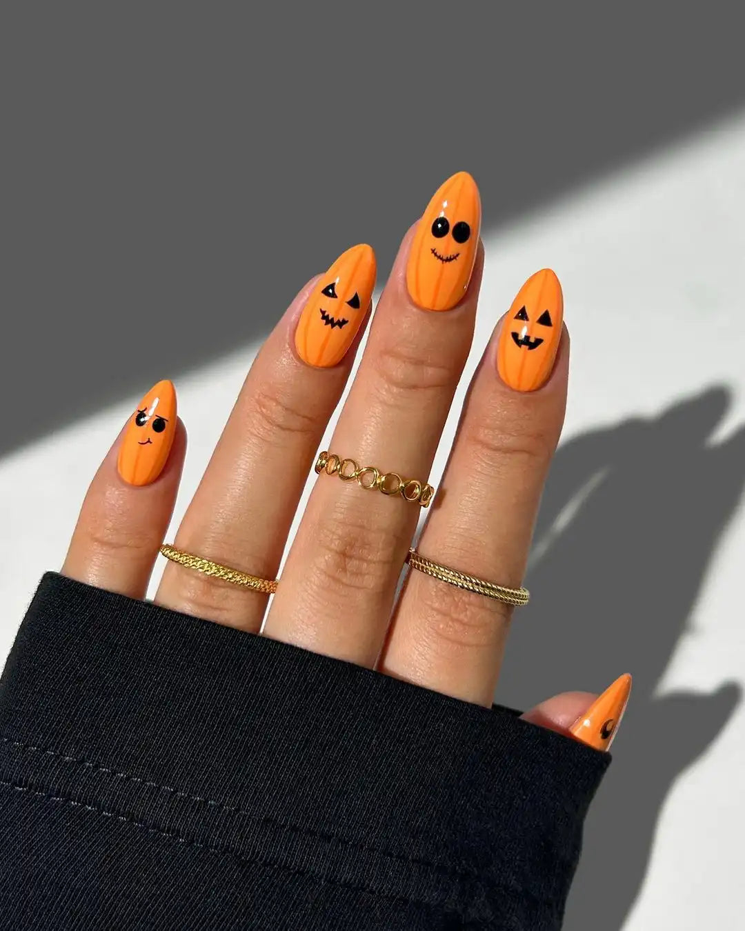 Handpainted Spooky Cute Jack-o'-lantern Halloween Press on Nails - Orange Fingernails