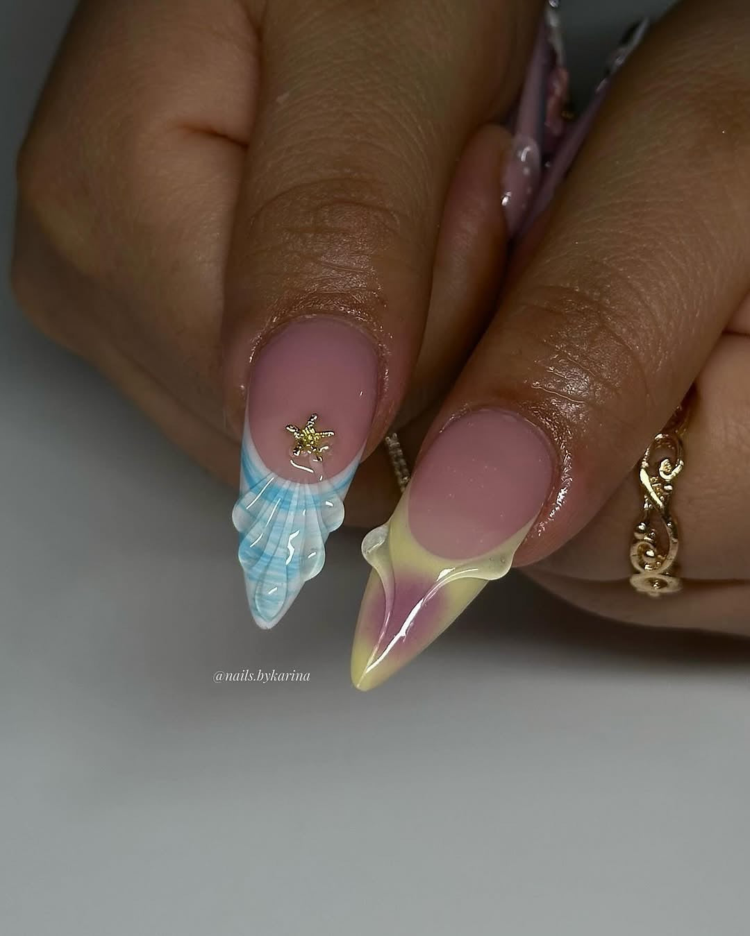 Handmade Pink Floral Shell with Gold Star Pearl Accent Press on Nails T01