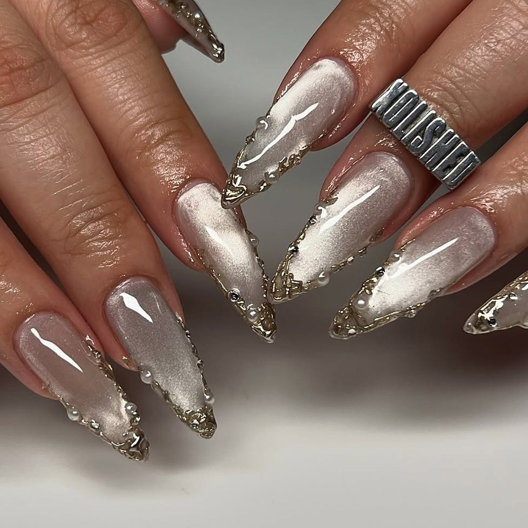 Handmade White Cat Eye with Silver Liner Press on Nails M43