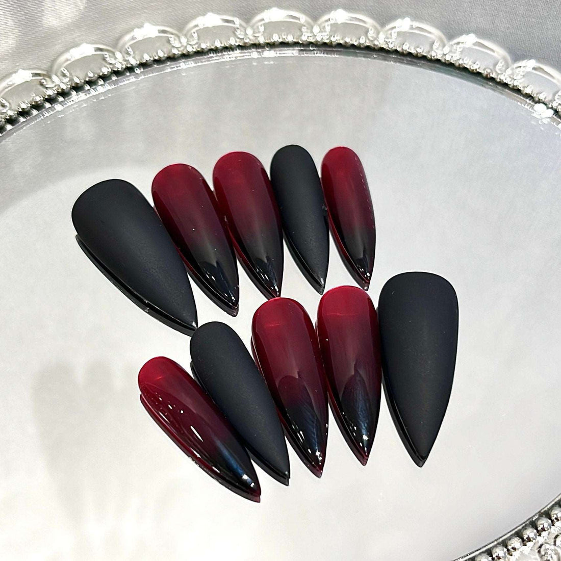 Handmade Black Red Ombre Fake Nails