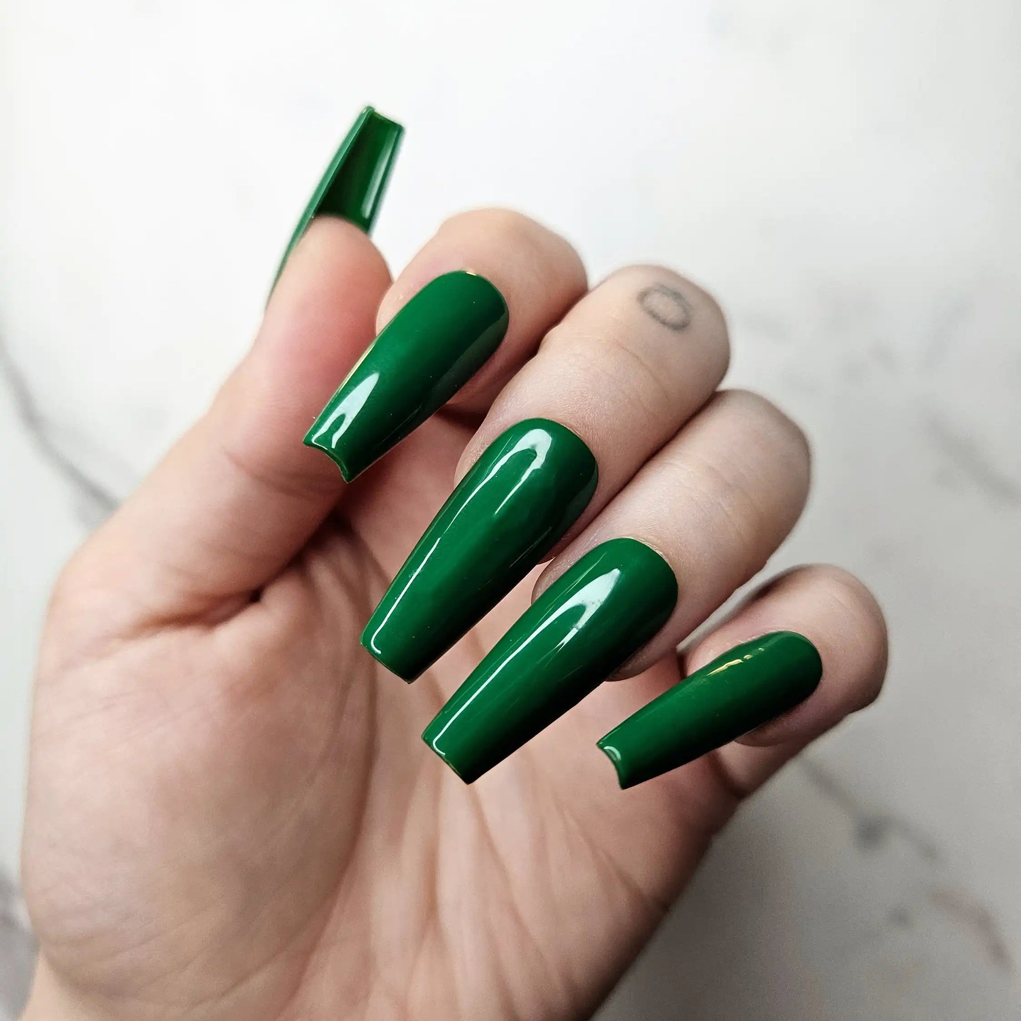 Deep Green Glossy Handmade Press on Nails - Simple Reusable Fingernails