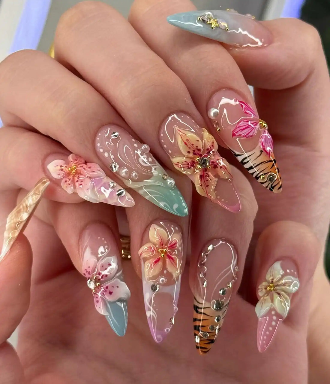 Handmade 3D Floral Ombre Tiger Print Rhinestone Summer Press on Nails M80