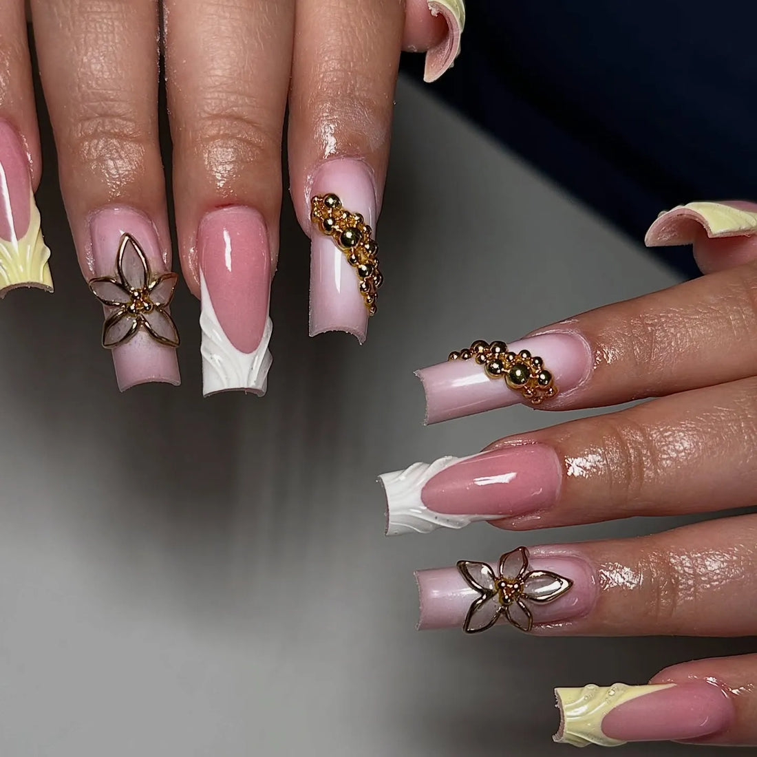 Handmade 3D Flower White Yellow French Tip Gold Press on Nails W25