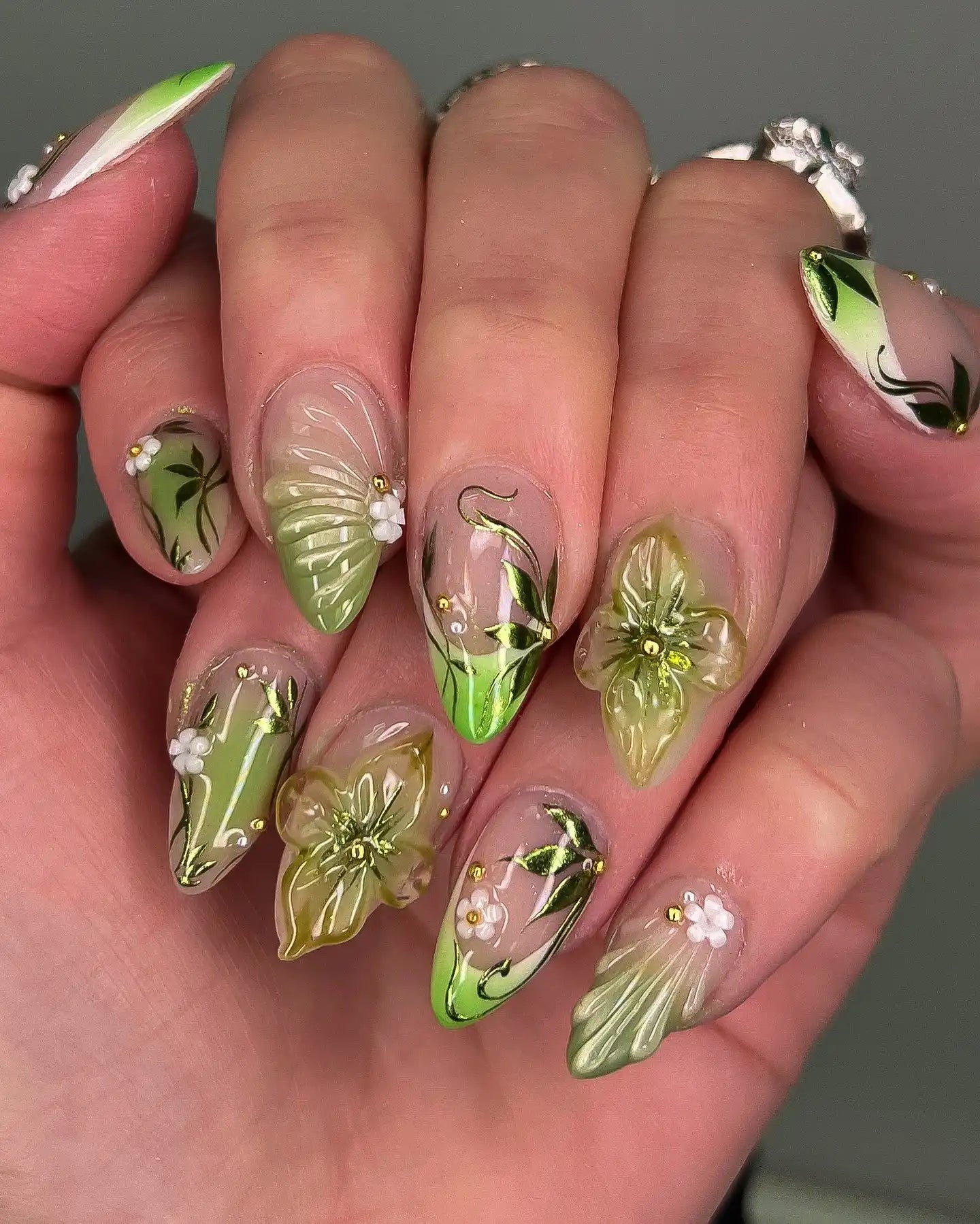 Handmade 3D Green Floral Design Clear Reusable Press on Nails R68