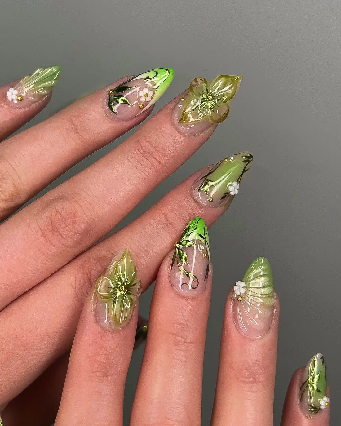Handmade 3D Green Floral Design Clear Reusable Press on Nails R68