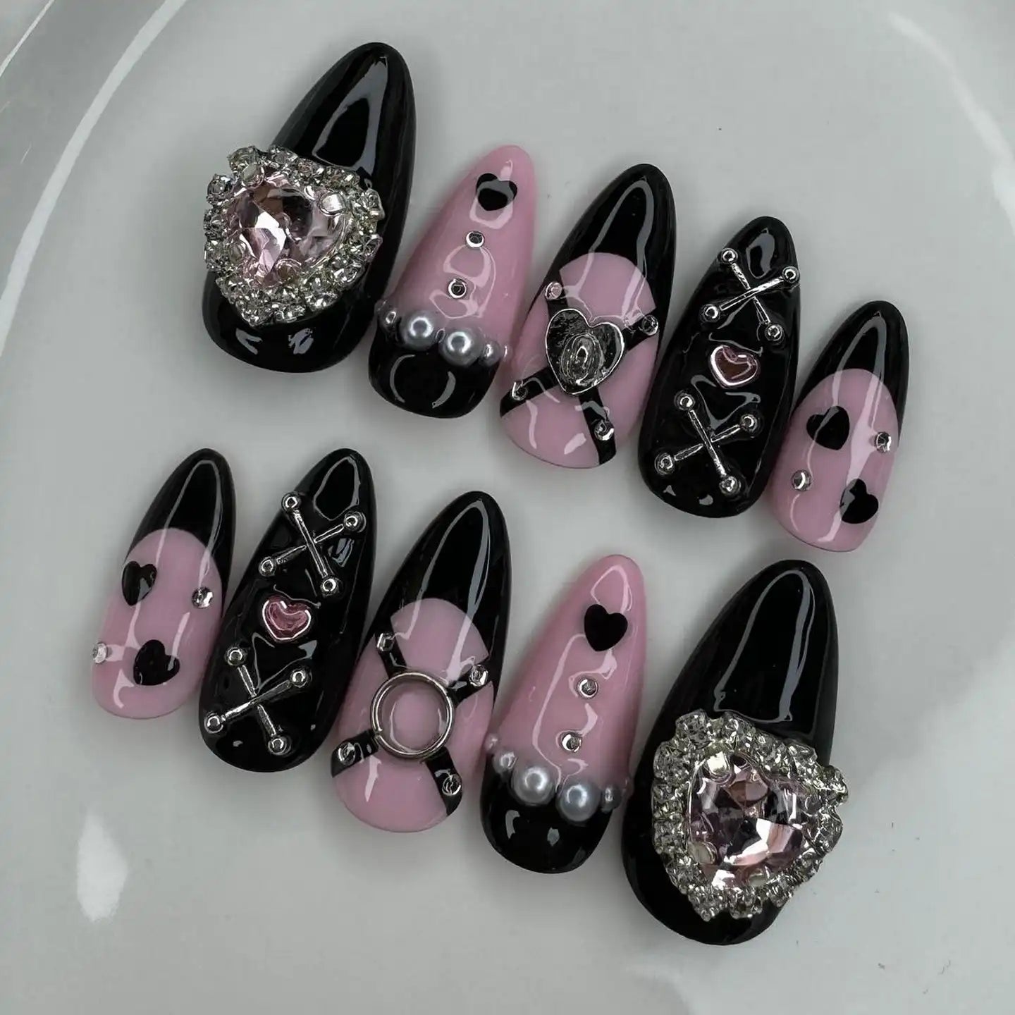 Handmade Black Pink Heart Punk Pearl Rhinestone Press on Nails C79