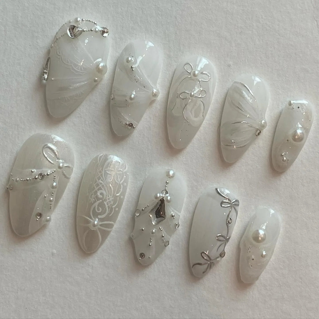 Handmade Bridal White Silver Swirl Bow Pearl Chain Luxury Press on Nails S84