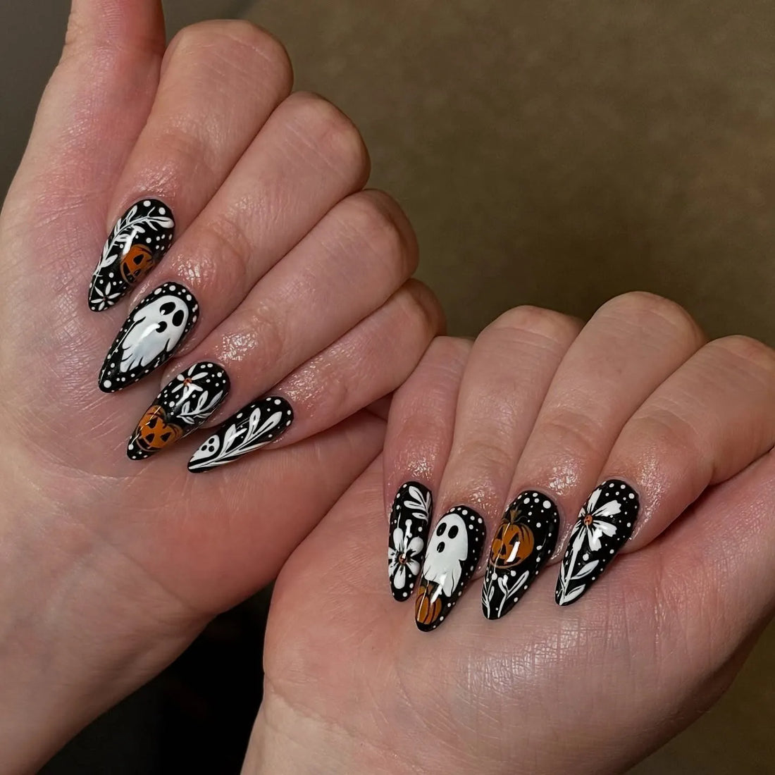 Handmade Elegant Spooky Halloween Black White Pumpkin Ghost Floral Press on Nails PW7