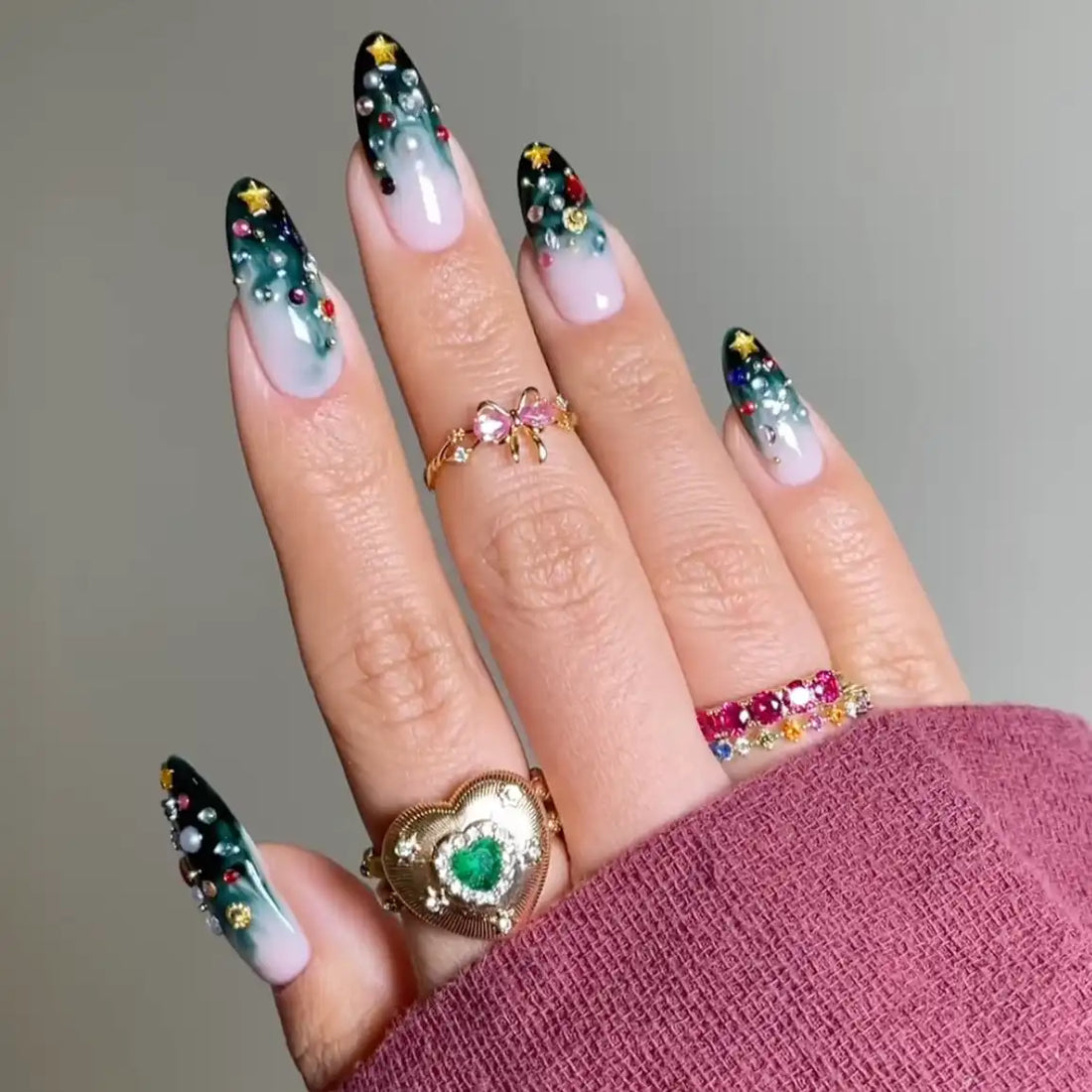 Handmade Emerald Jewel Star Gemstone Holiday Art Press on Nails Q62