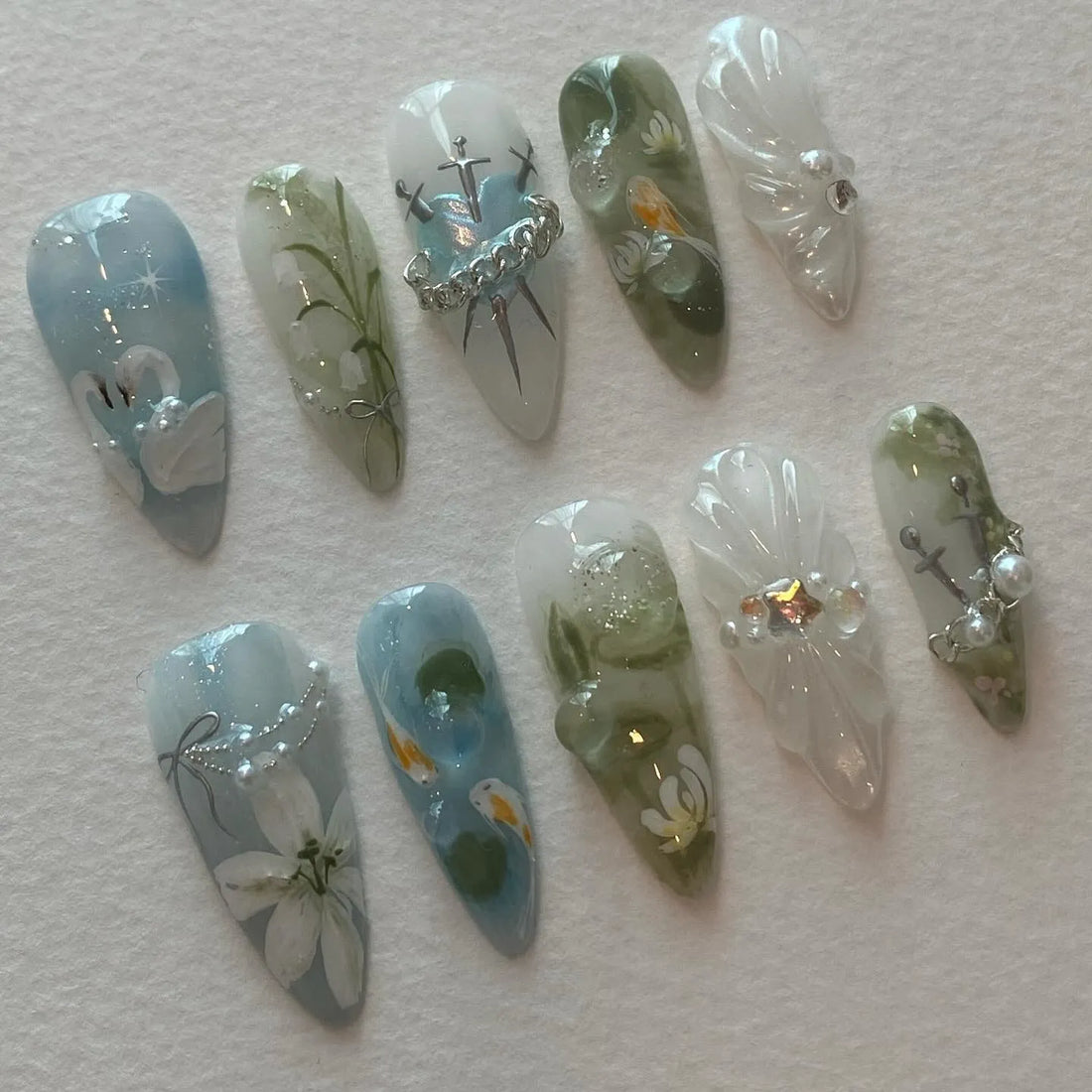 Handmade Fantasy Swan Pond Koi Fish Sword Silver Chain Fake Nails Q78