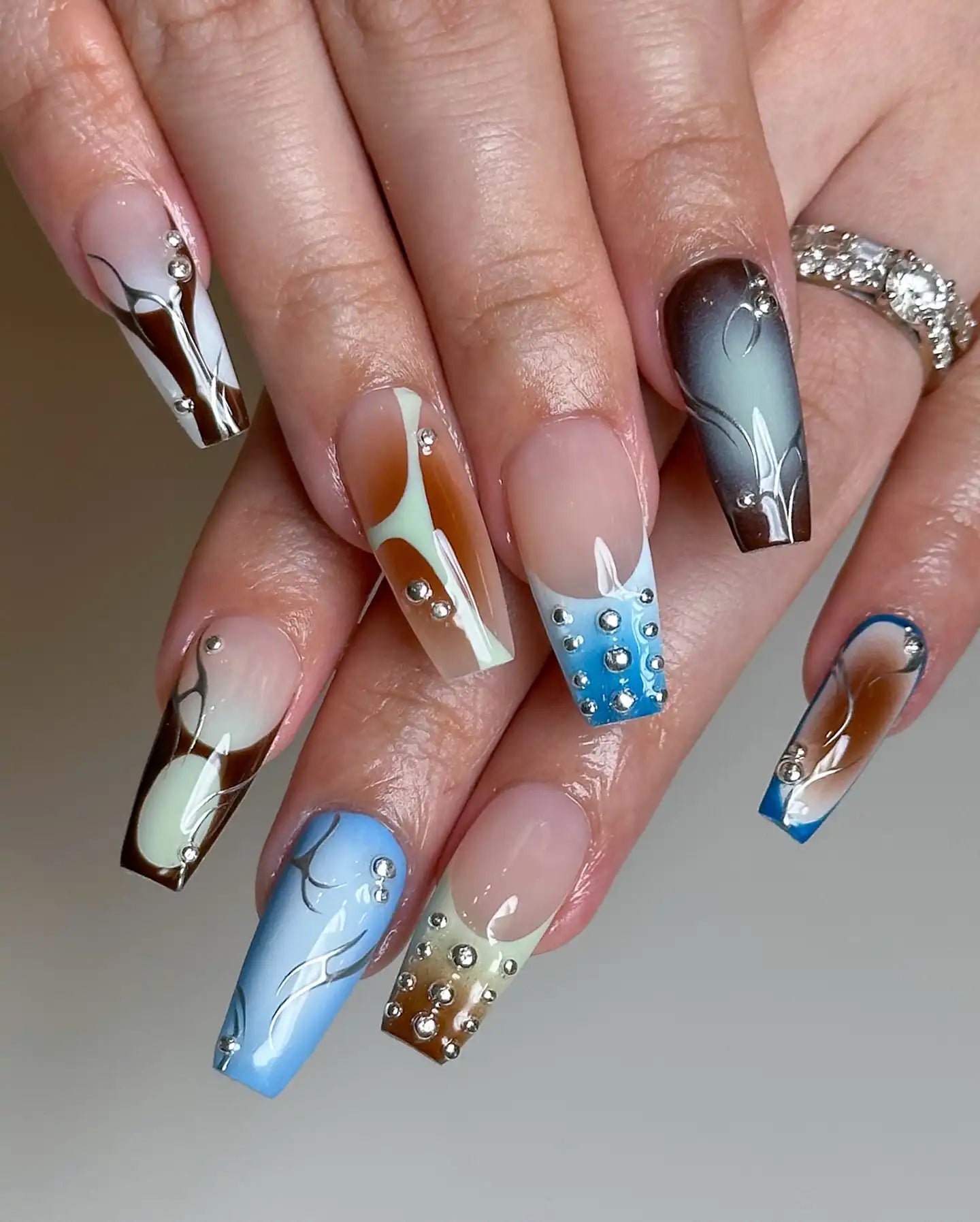 Handmade Freestyle Ombre Silver in French Press on Nails X66