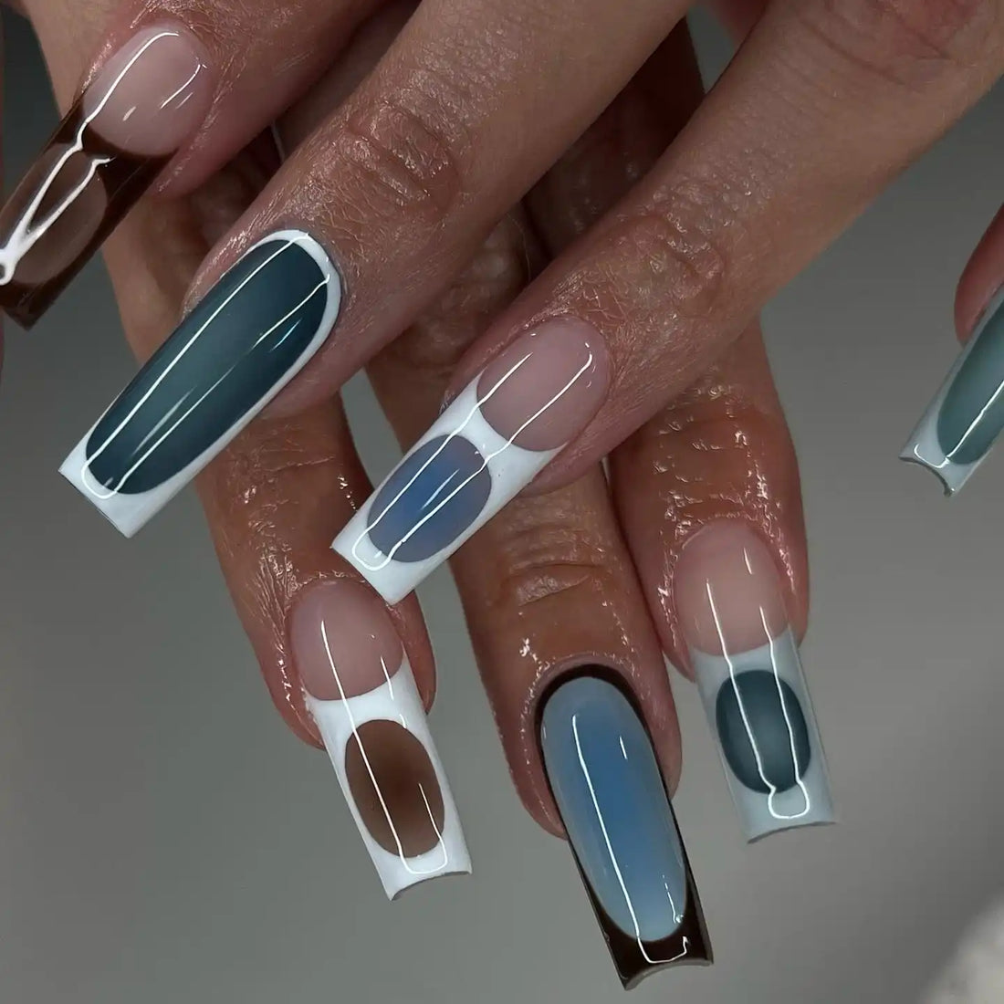 Handmade Freestyle Press on Nails R33