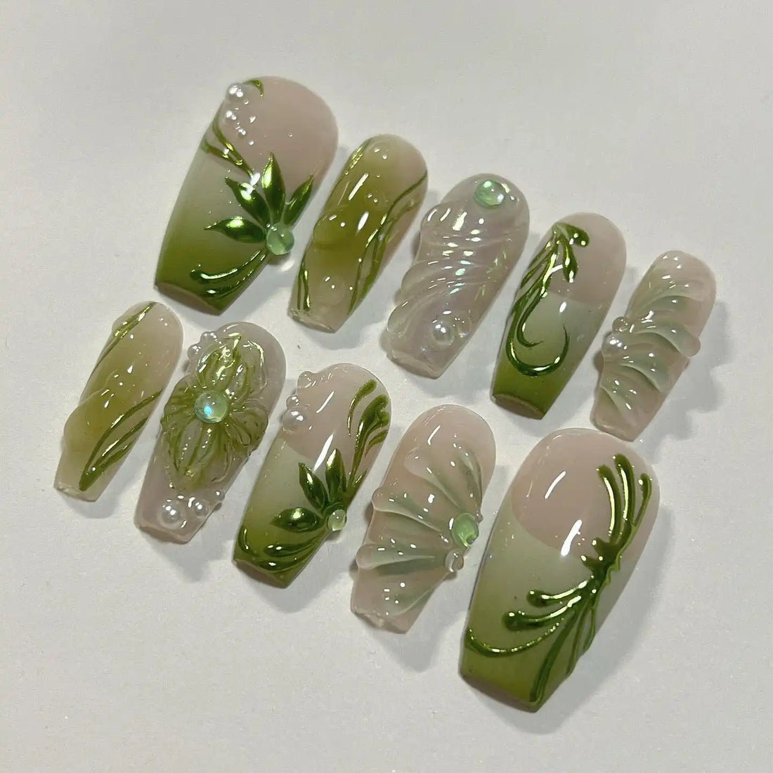 Handmade Green Leaves and Florals Press on Nails Z97