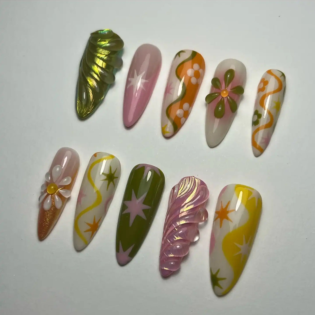 Handmade Retro Flower Star Swirl Pink Orange Green Press on Nails W69
