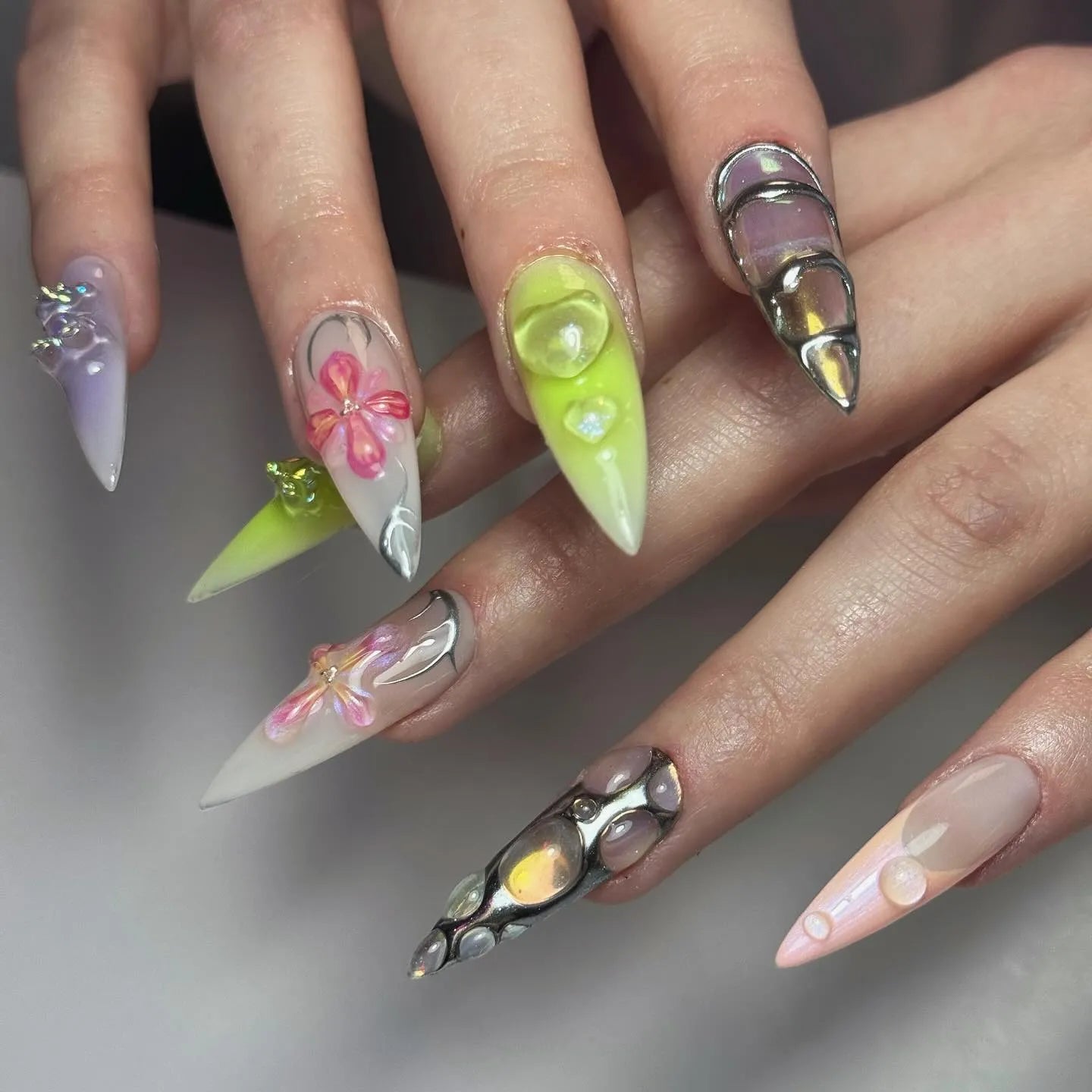 Handmade Iridescent 3D Bear Floral Silver Metallic Cyber Press on Nails W60