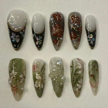 Handmade Japanese Art Floral Gold Foil Pearl Plum Blossom Press on Nails Y39