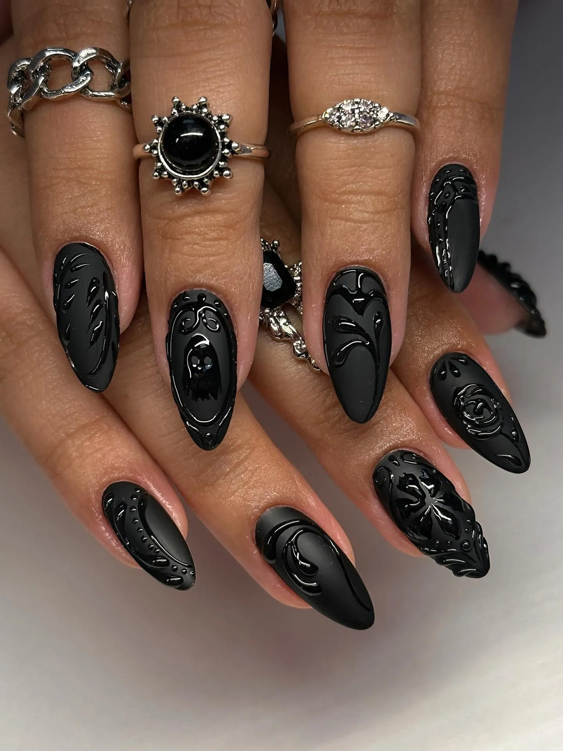 Handmade Matte Black Gothic 3D Textured Ghost and Rose Press on Nails PS9