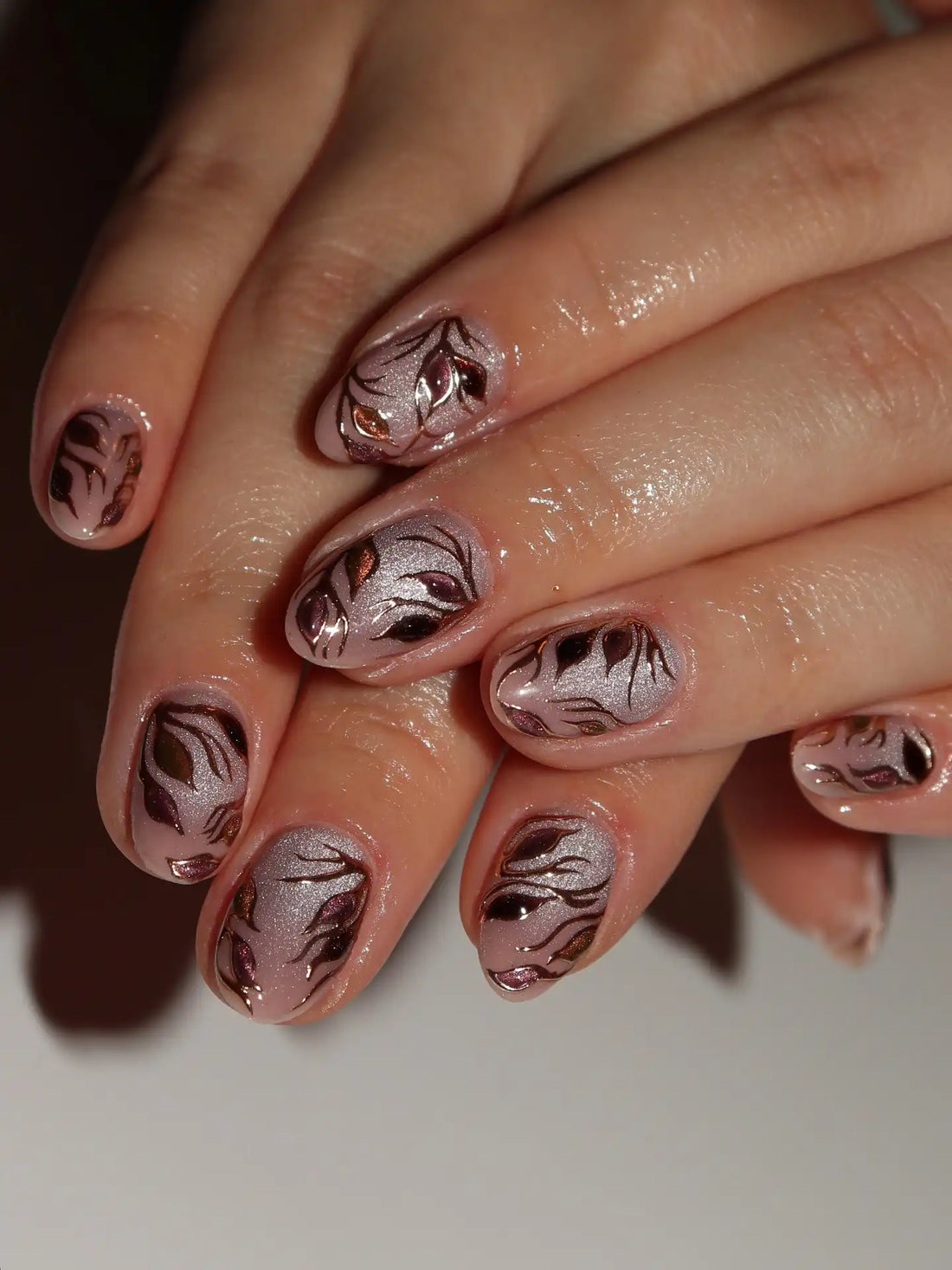 Handmade Mauve Chrome Metallic Leaf Autumn Artistic Luxury Press on Nails T59