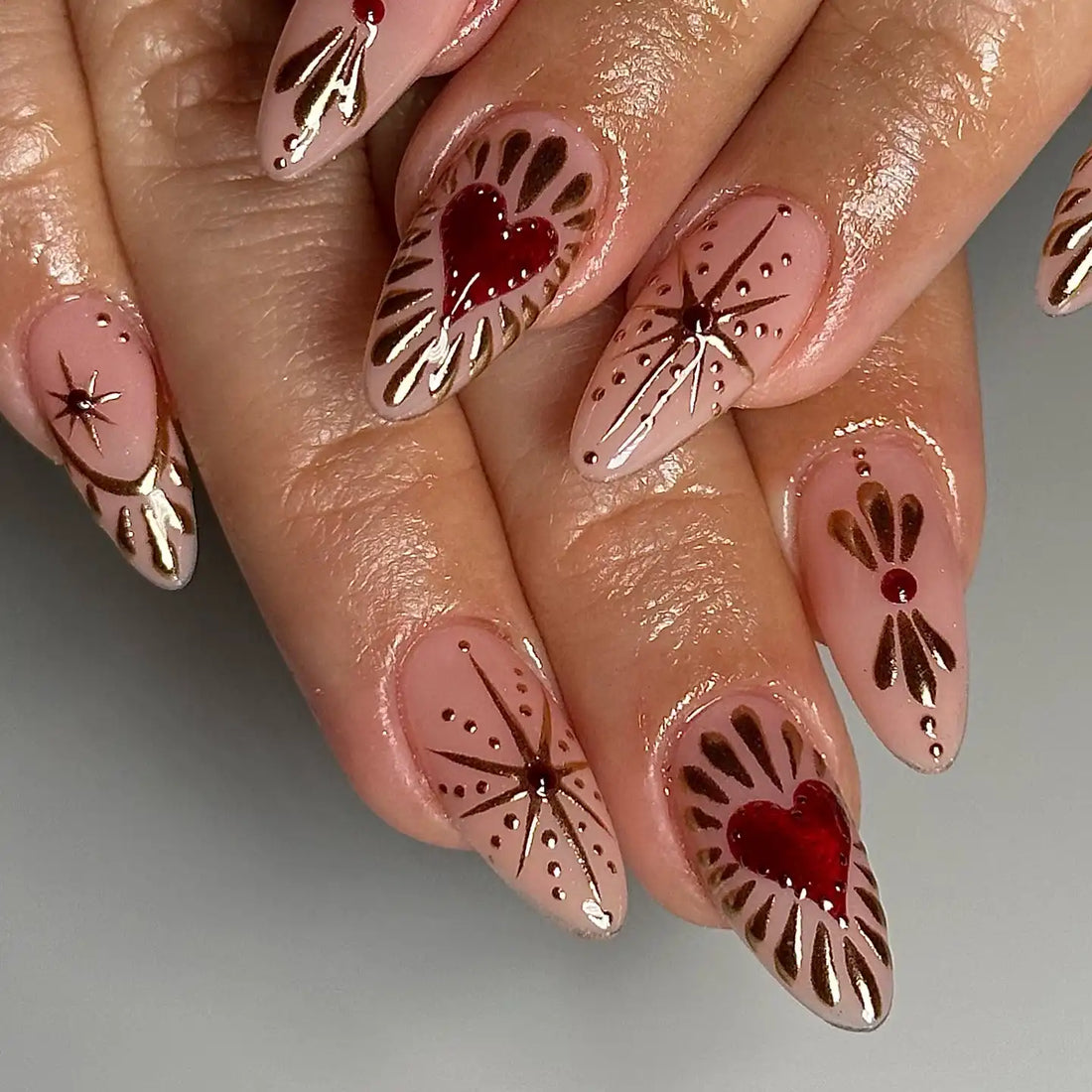 Handmade Nude Red Sacred Heart Gold Chrome Starburst Mystic Press on Nails K53