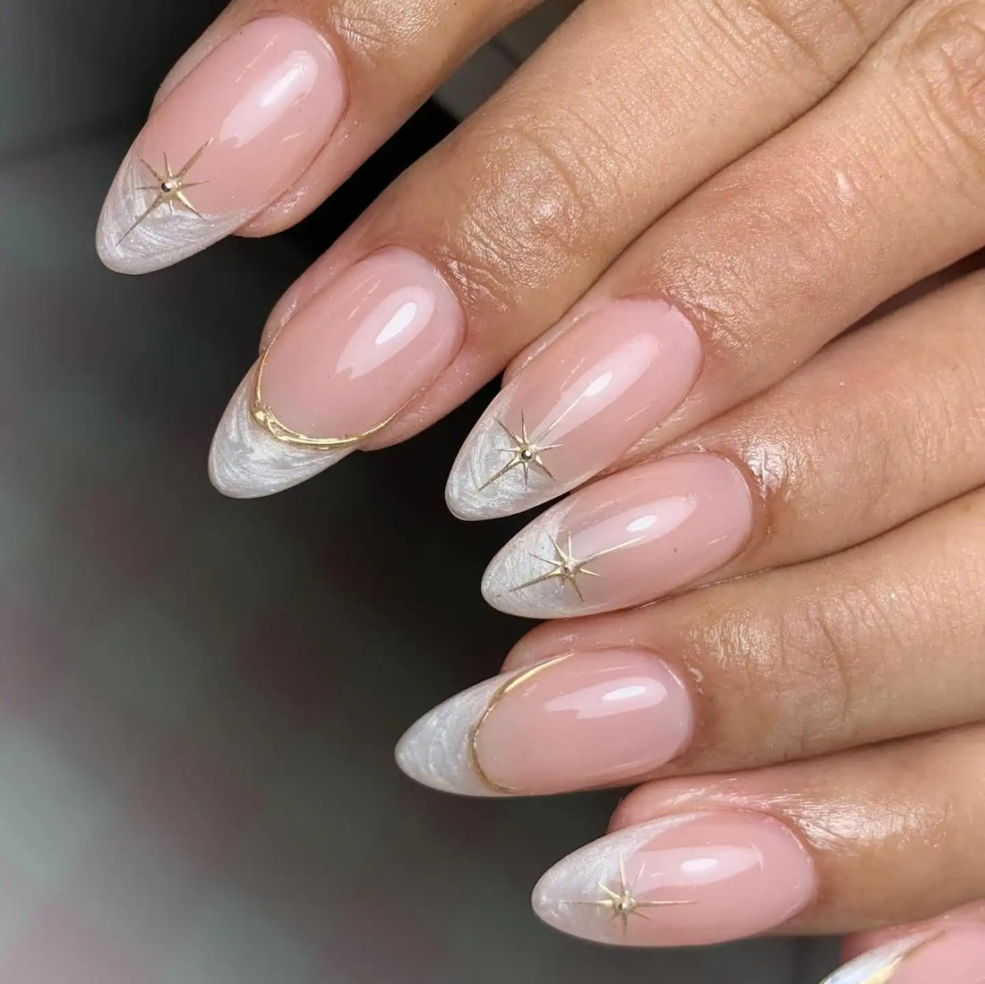 Handmade White Gold Starburst French Tip Press on Nails U85