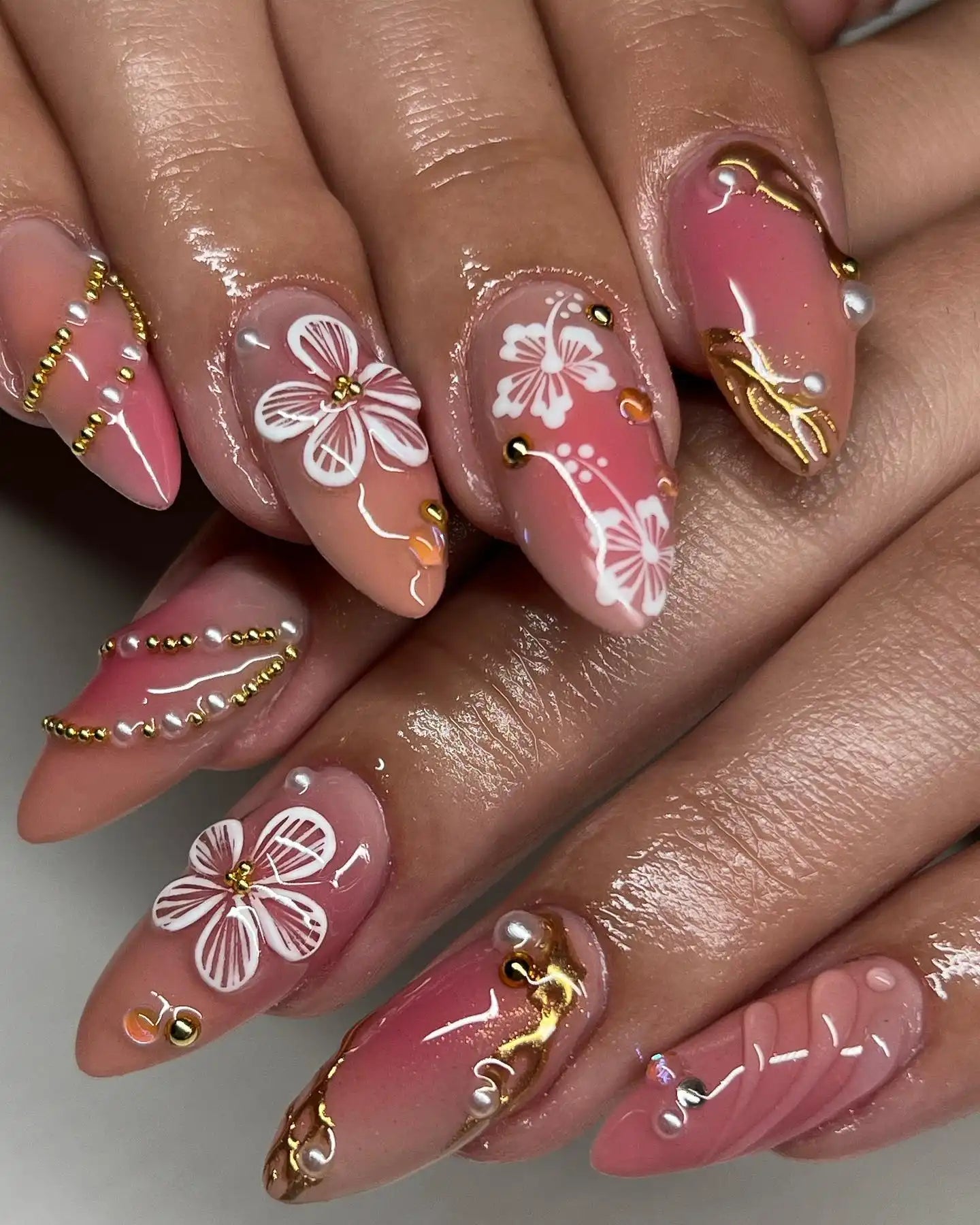 Handmade Pink Floral Gold Pearl Elegant Glossy Spring Press on Nails G03