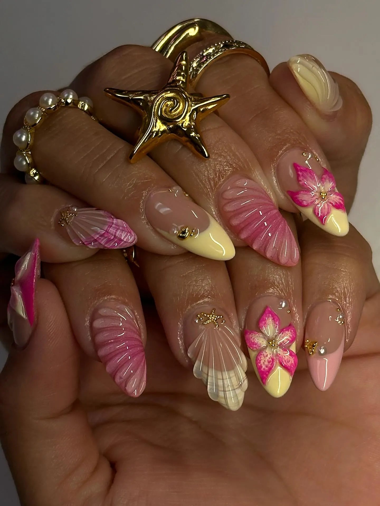 Handmade Pink Yellow 3D Flower Shell Summer Press on Nails A38 – Dazznails