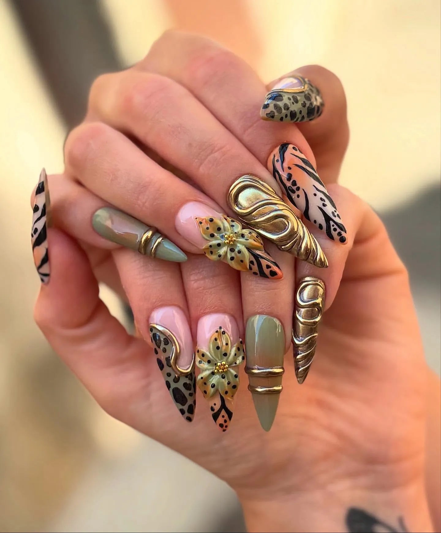 Handmade Safari Leopard Gold Charm Abstract Art Press on Nails Q20