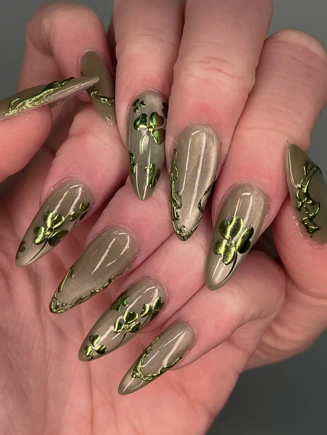 Handmade Sage Green Chrome Clover Leaf Reusable Press on Nails R79