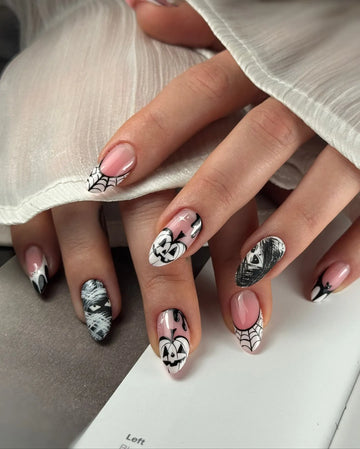 Handmade Spooky Halloween Black and White Pumpkin Mummy Bat Fake Nails PT5