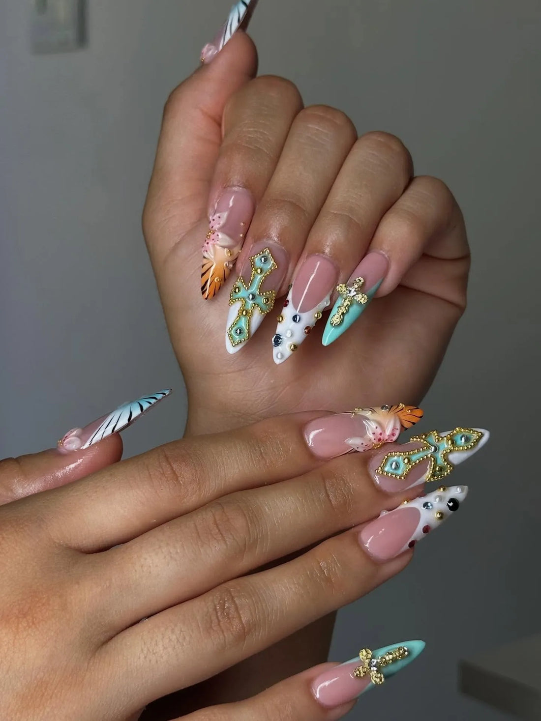 Handmade Teal Cross Jewel Tiger Stripe Accent Religious Gold Stud Press on Nails T52