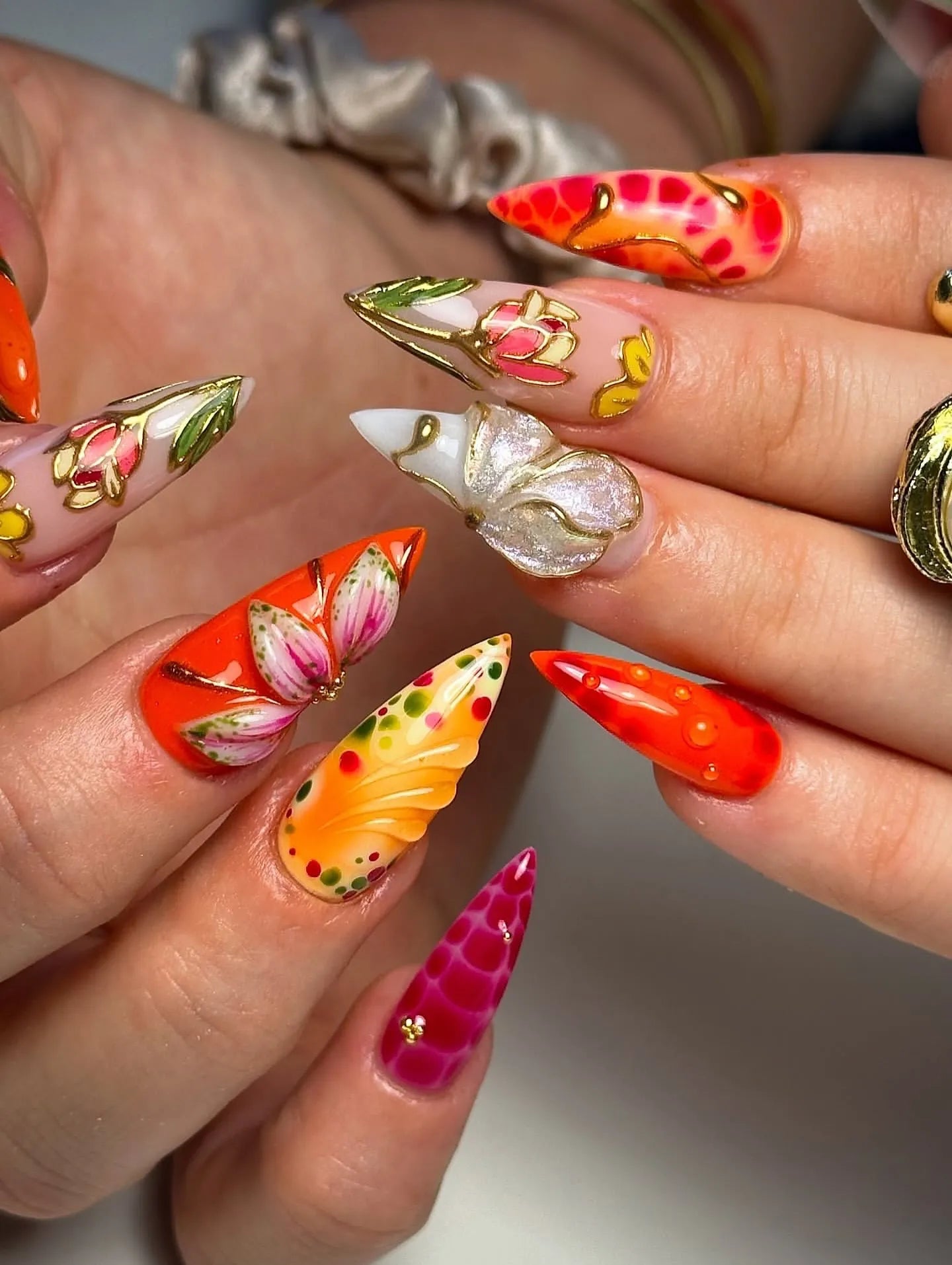 Handmade Floral Orange Pink Abstract Gold Foil Summer Press on Nails Q91